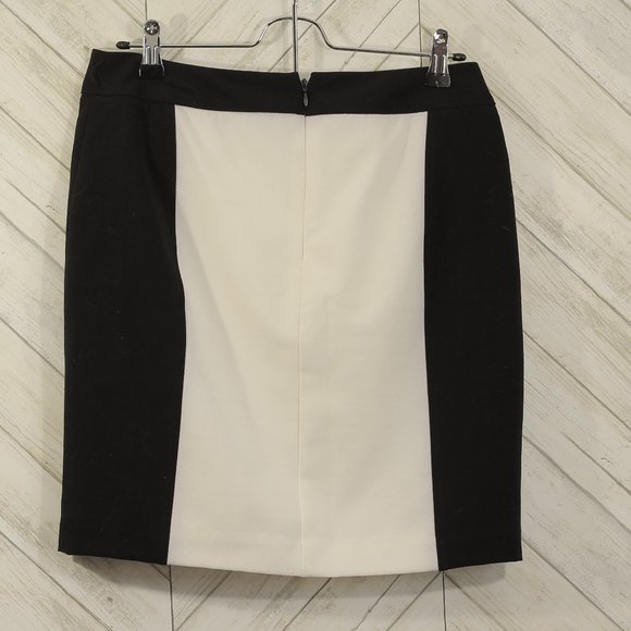Worthington brand white and black color block skirt Size 6P - Picture 2 of 2